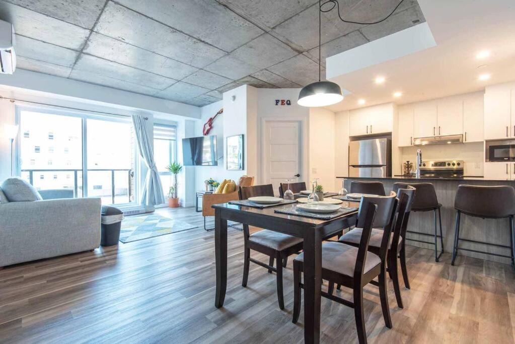 Le Coeur Du Festival D'Ete De Quebec Apartment Exterior foto